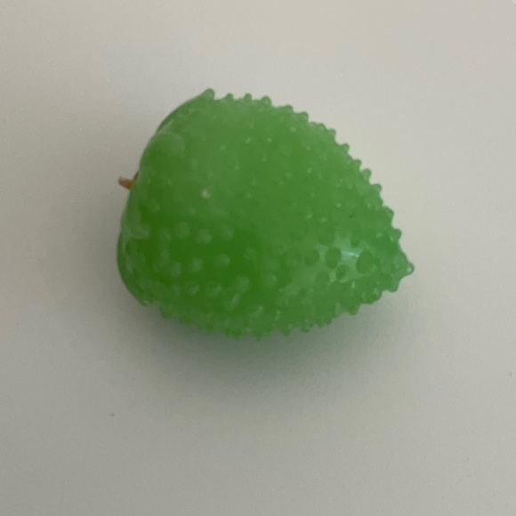 Green Rock - Picture 3 of 6